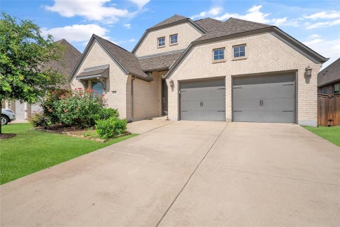 Photo of 8509 Lake Arrowhead Trail, McKinney, TX 75071 (MLS # 21305315)