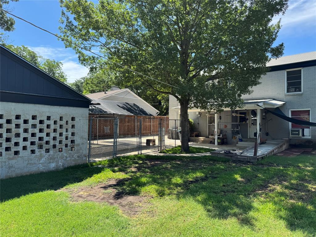 Fort Worth, Texas 76110, United States, 2 Bedrooms Bedrooms, ,2 BathroomsBathrooms,Residential,Active,147815