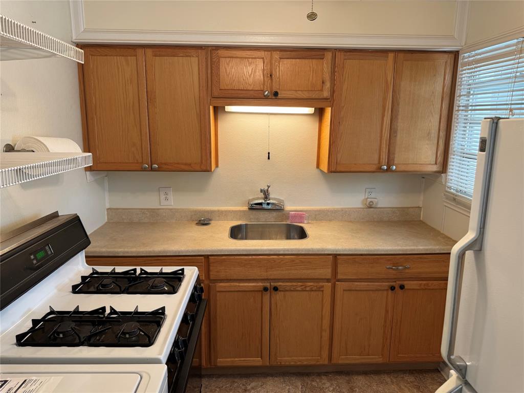 Fort Worth, Texas 76110, United States, 2 Bedrooms Bedrooms, ,2 BathroomsBathrooms,Residential,Active,147815