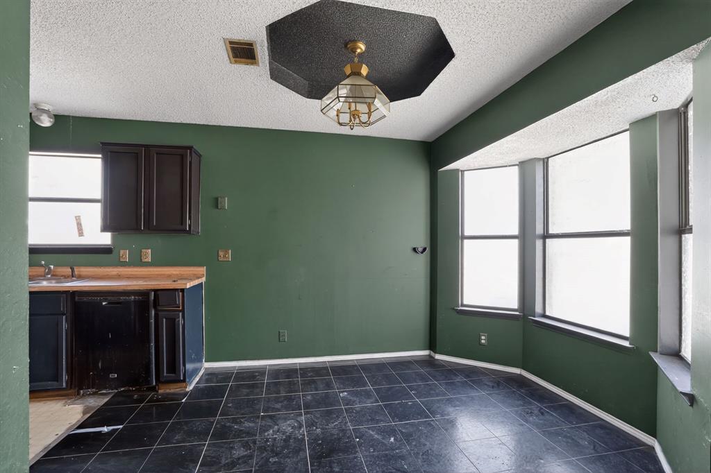 Summercrest - Residential