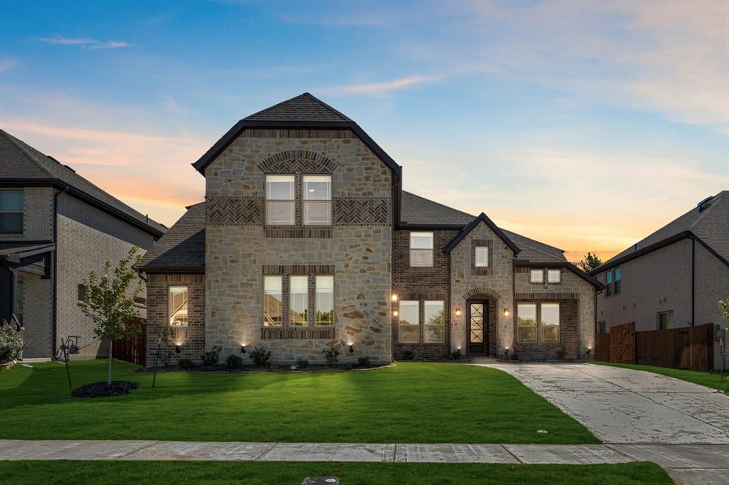 930 Cardinal Drive