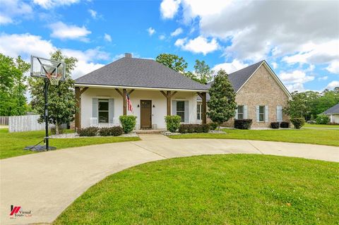 180 Ramsey Drive Stonewall LA 71078