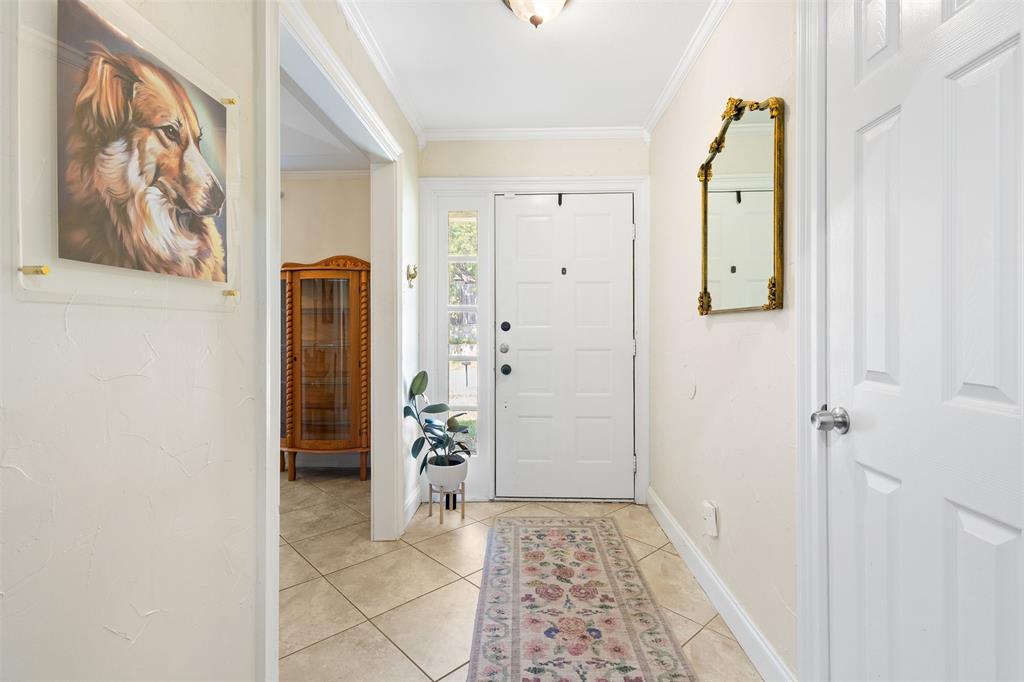 5816 Gatewood Drive