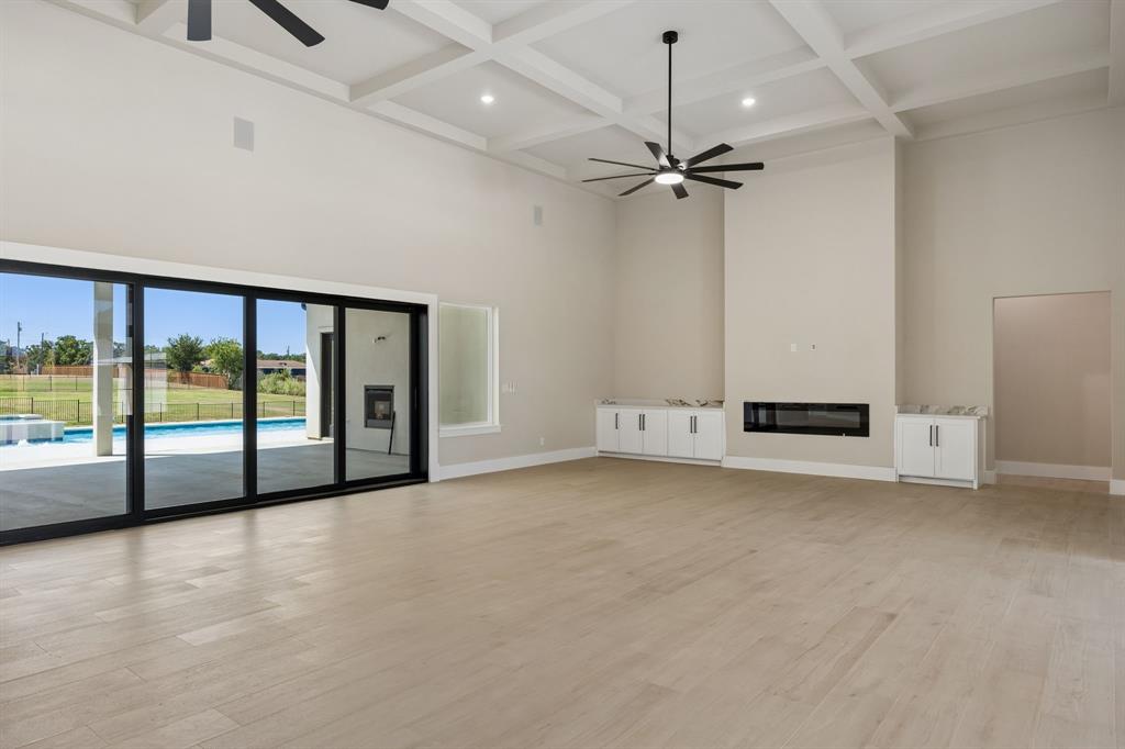 304 Mint Ridge