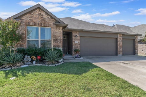 Property photo of 401 Evans Drive, Van Alstyne, TX 75495