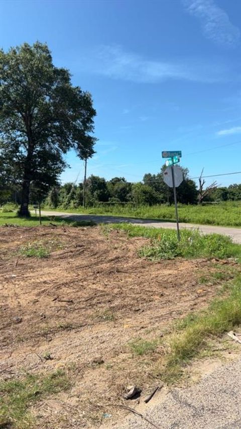 Photo of 9999 Pin Oak Road, Seagoville, TX 75159 (MLS # 21285987)