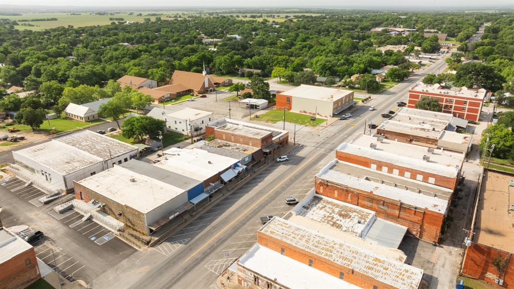 Orig Deleon - Commercial Sale