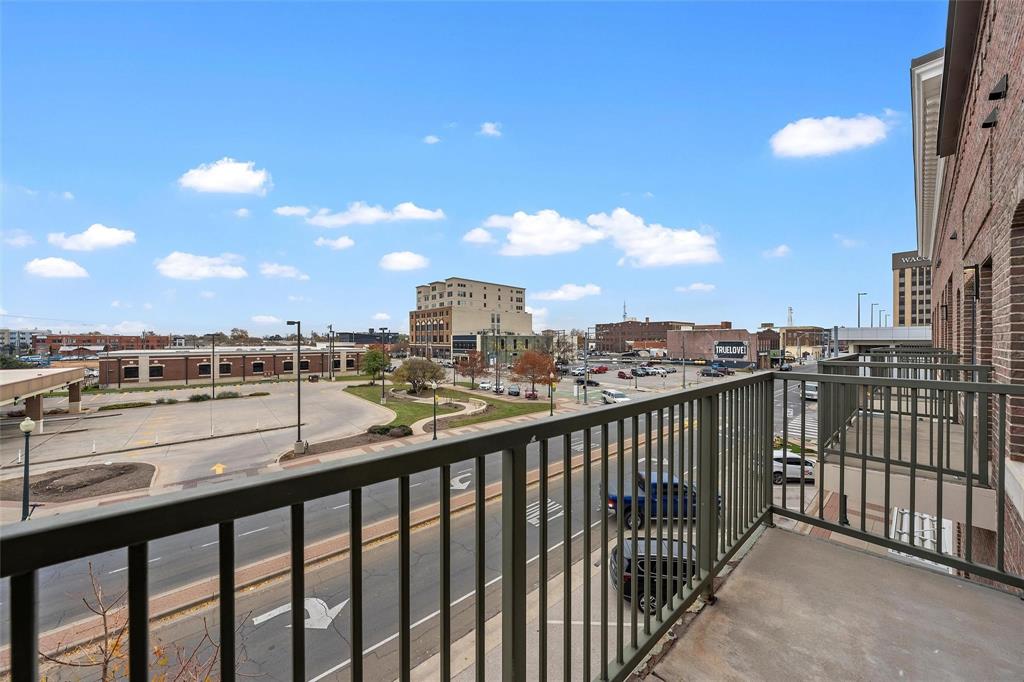 330 Austin Avenue 328