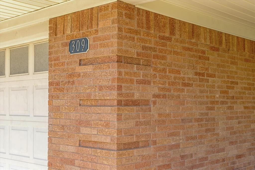 Thompson C W Add - Residential