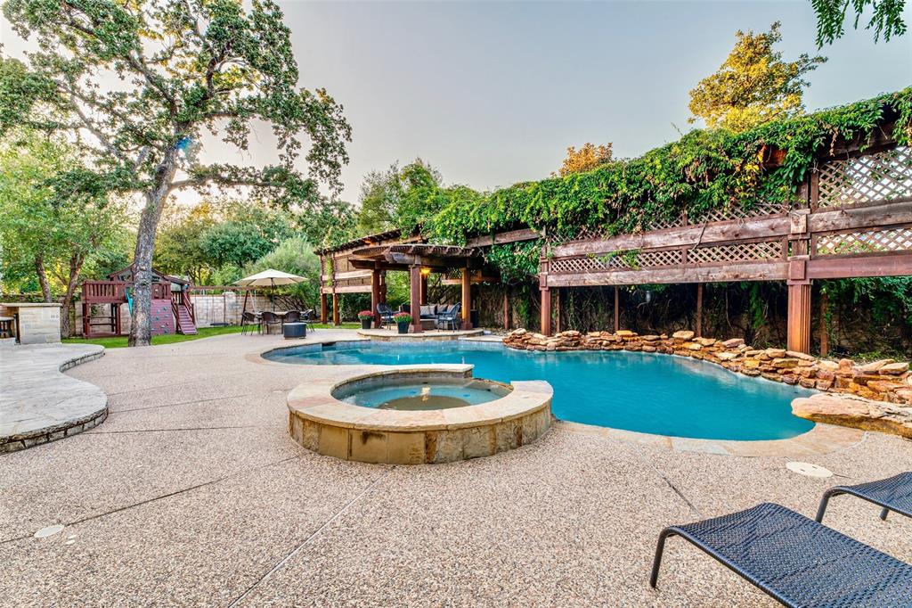 Dominion The Southlake - Residential