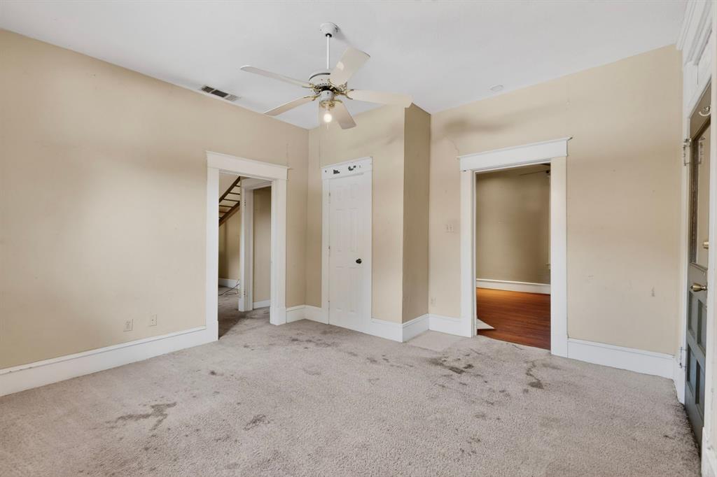 East Columbia Place - Residential