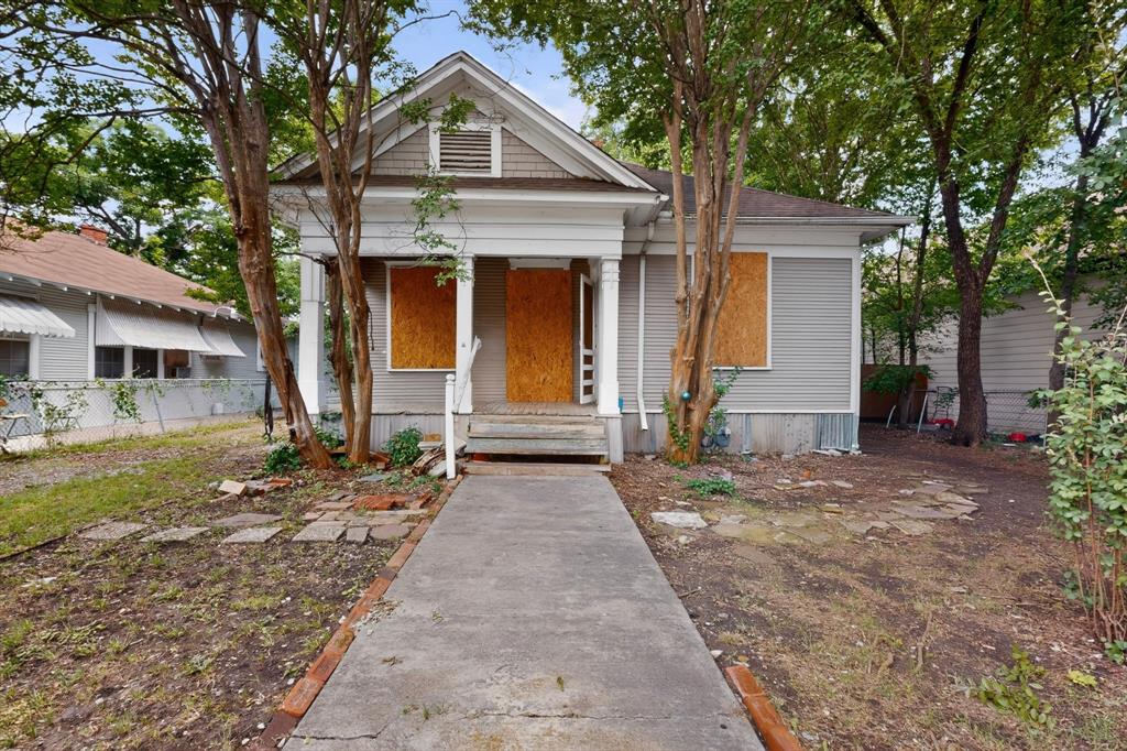 East Columbia Place - Residential