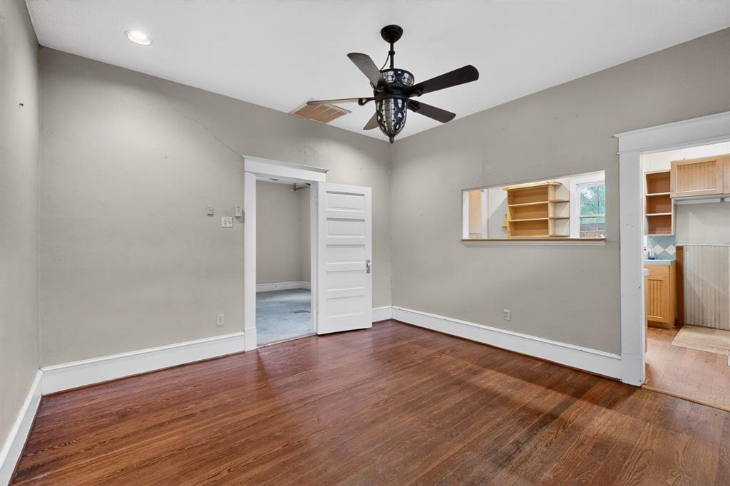 East Columbia Place - Residential