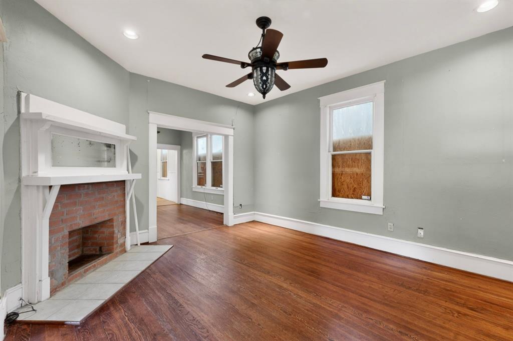 East Columbia Place - Residential