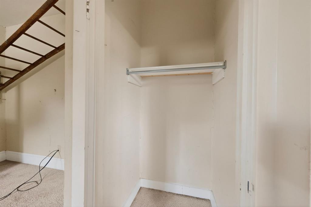 East Columbia Place - Residential