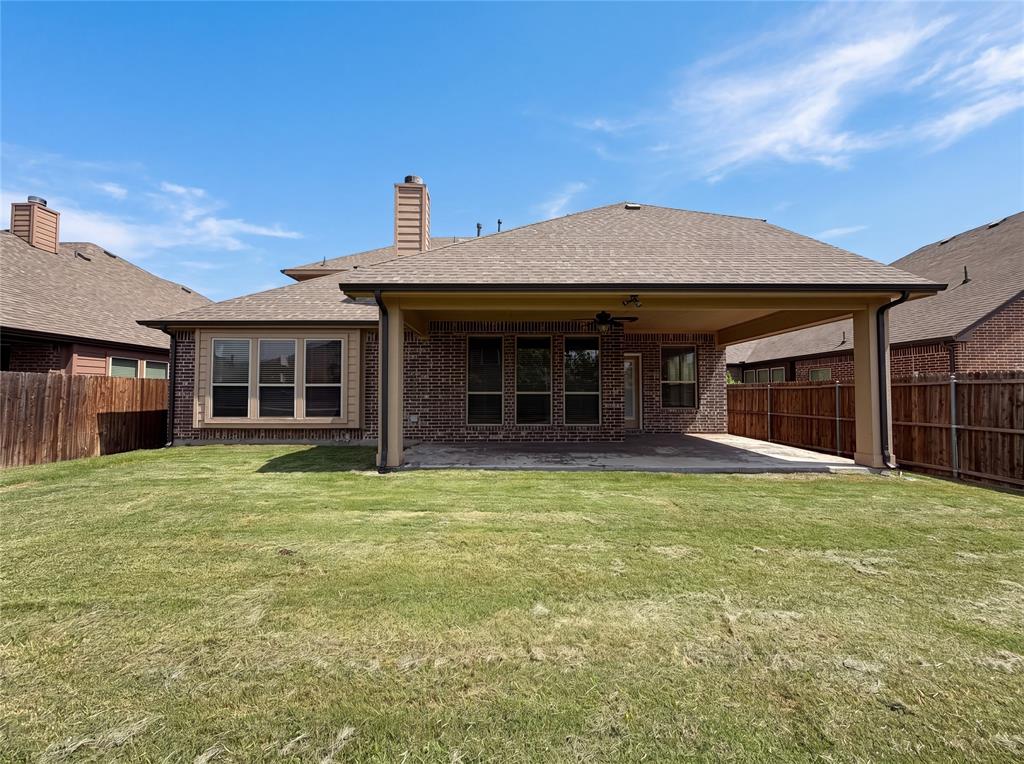 725 Lyndhurst Drive