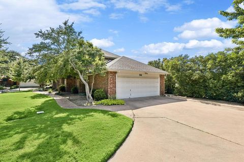 A home in Benbrook