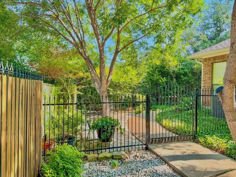 A home in Benbrook