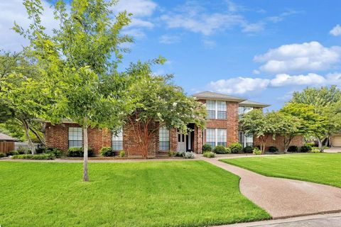 A home in Benbrook