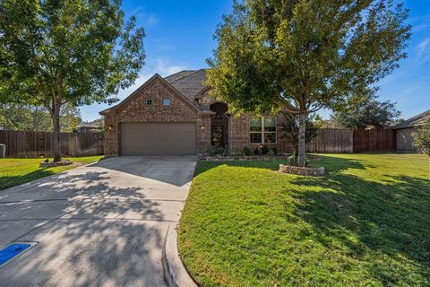 108 Bosque Court Azle TX 76020