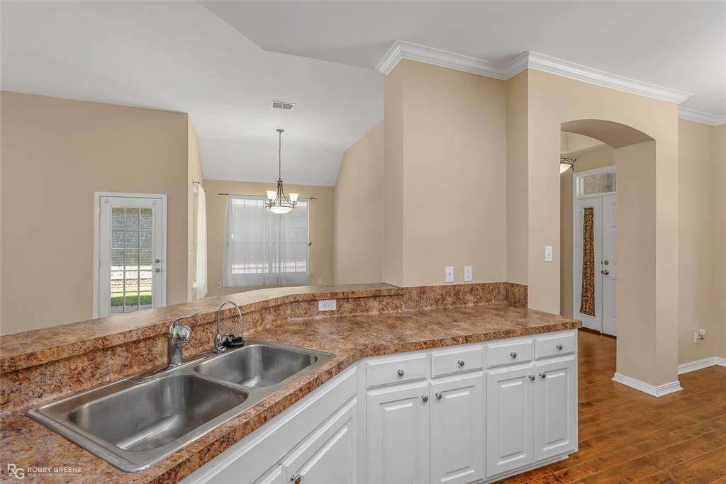 Shreveport, Louisiana 71115, United States, 3 Bedrooms Bedrooms, ,2 BathroomsBathrooms,Residential,Active,123652