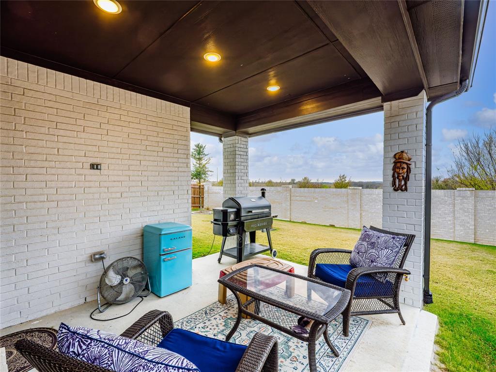 Tavolo Park - Residential Lease