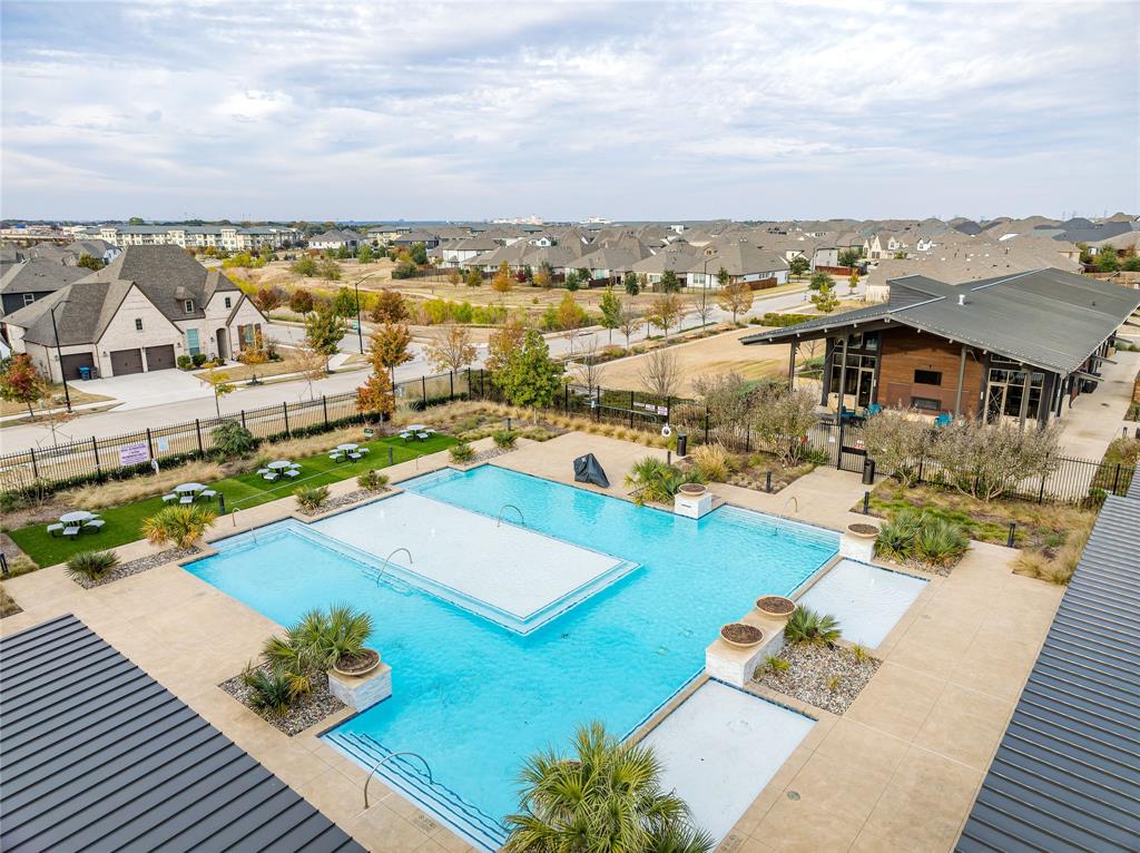 Tavolo Park - Residential Lease