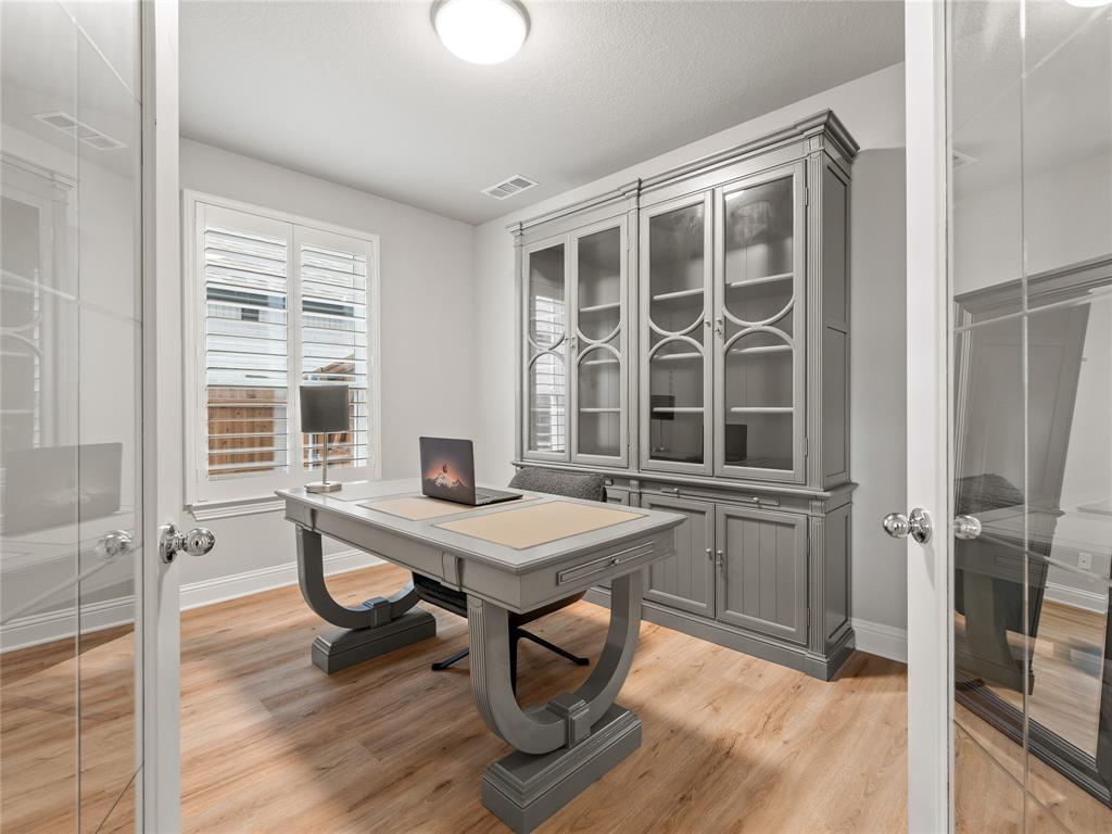 Tavolo Park - Residential Lease