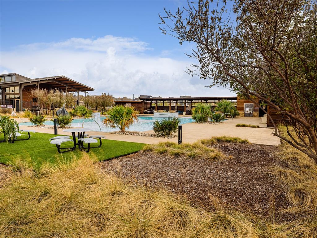 Tavolo Park - Residential Lease