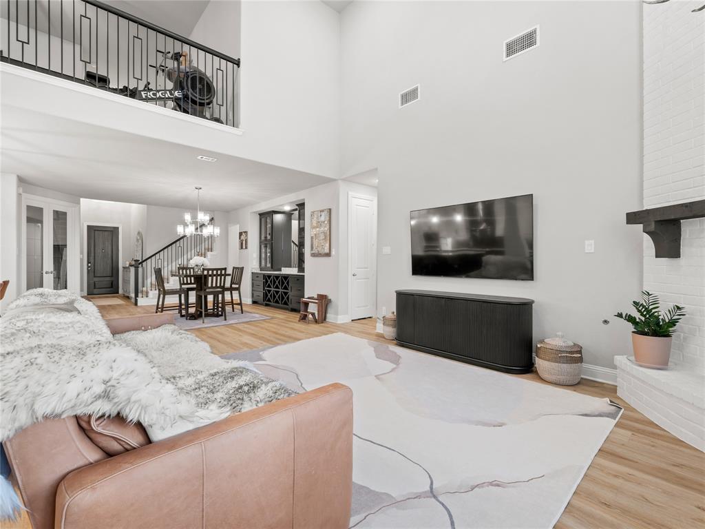 Tavolo Park - Residential Lease