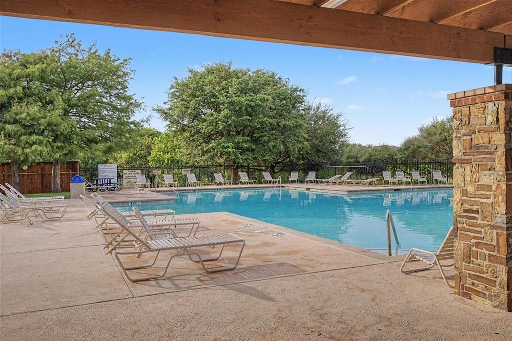 633 Darlington Trail