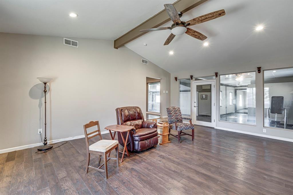 E Bellow - Residential