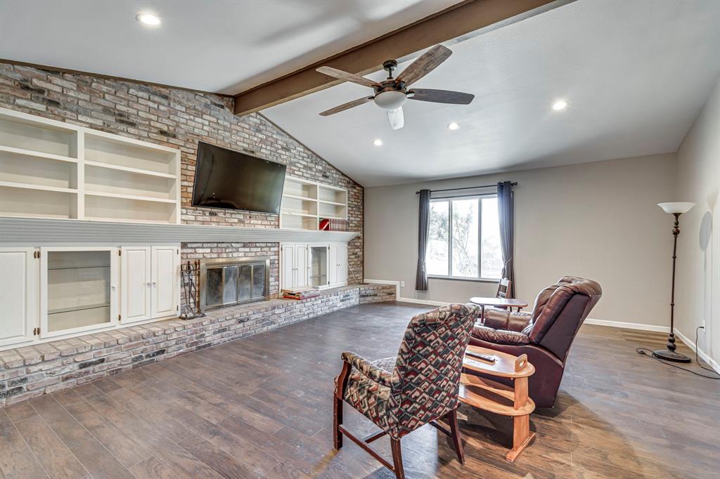 E Bellow - Residential