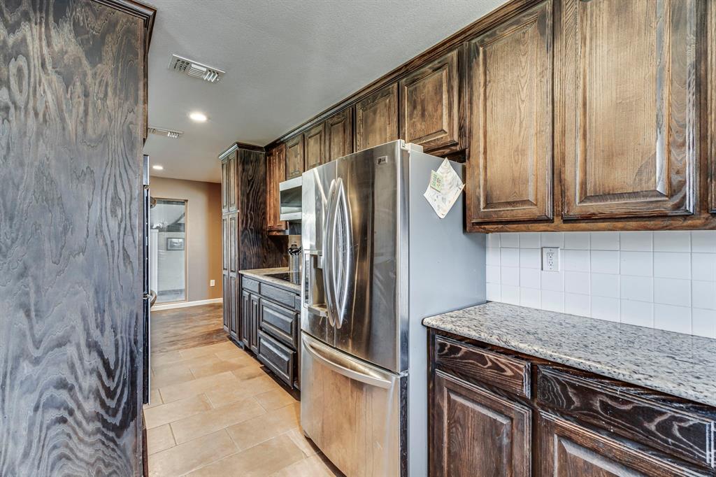 E Bellow - Residential