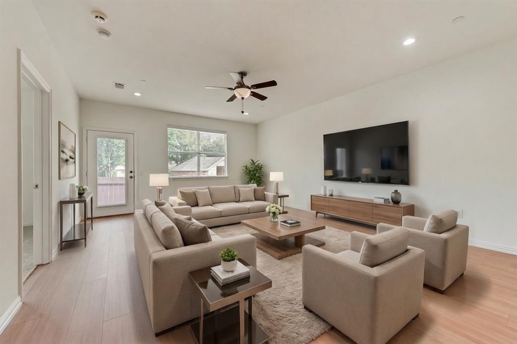Photo of 233 Heritage Hill Drive, Lewisville, TX 75067 (MLS # 21422347)