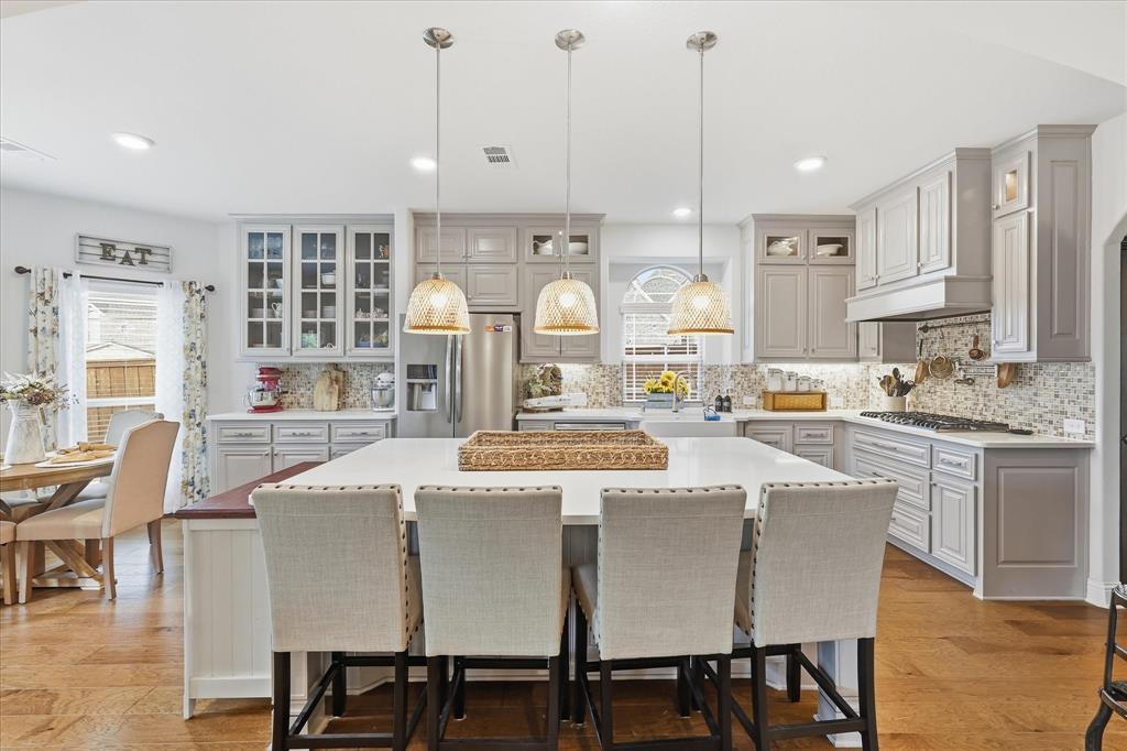 2106 Venice Drive