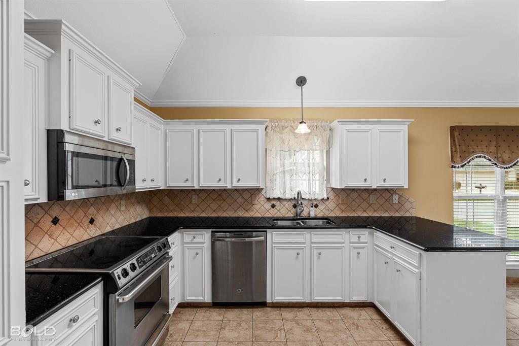 Norris Ferry Crossing - Residential