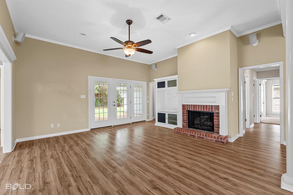 Norris Ferry Crossing - Residential