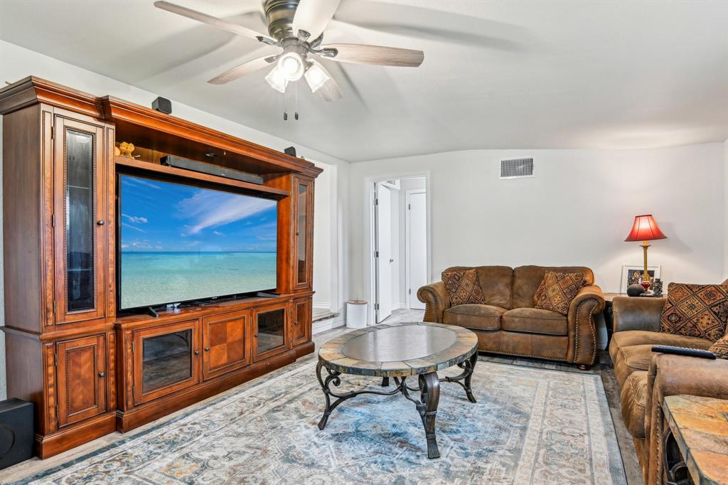 A0774 M Moore - Residential