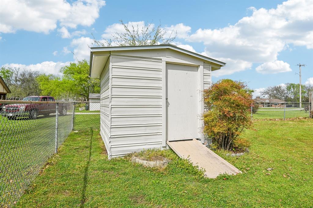 A0774 M Moore - Residential