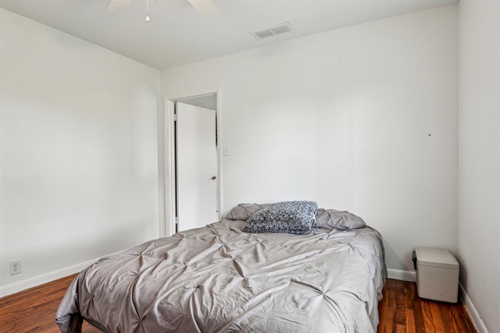 A0774 M Moore - Residential