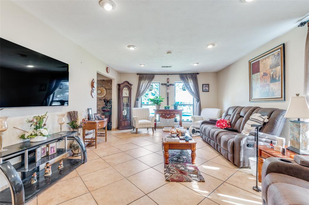 Green Meadows - Residential