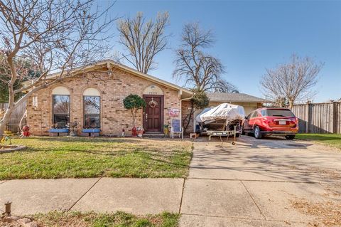 2209 Cecilia Court Irving TX 75060