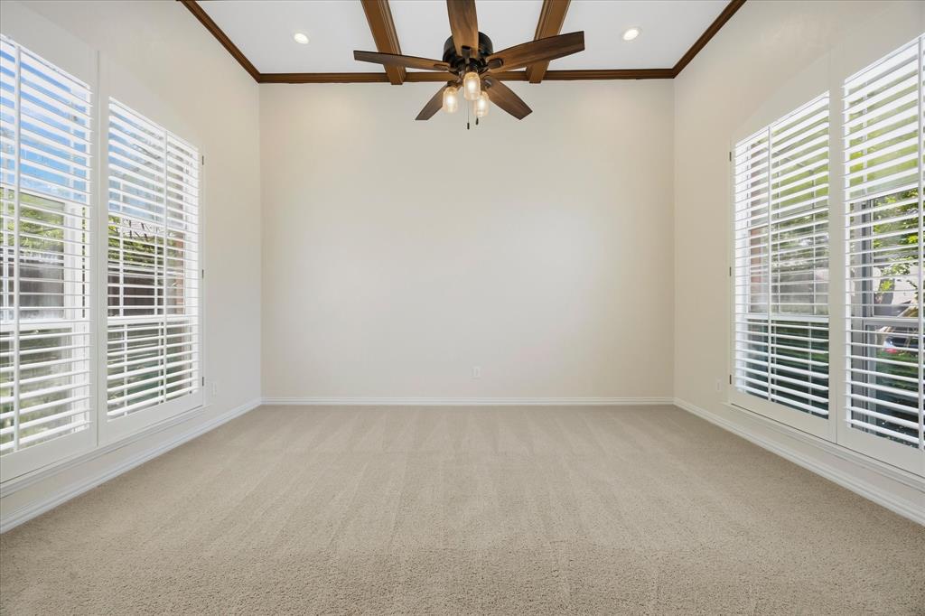 946 Briar Oaks Drive
