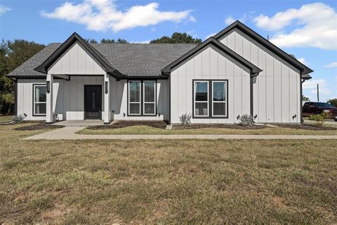 6106 Moose Drive Granbury TX 76048