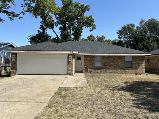 2442 FEBRUARY LN, GRAND PRAIRIE, TX 75050 - Image b0128b312da84d79c566aa52ee2d83ab/165318474