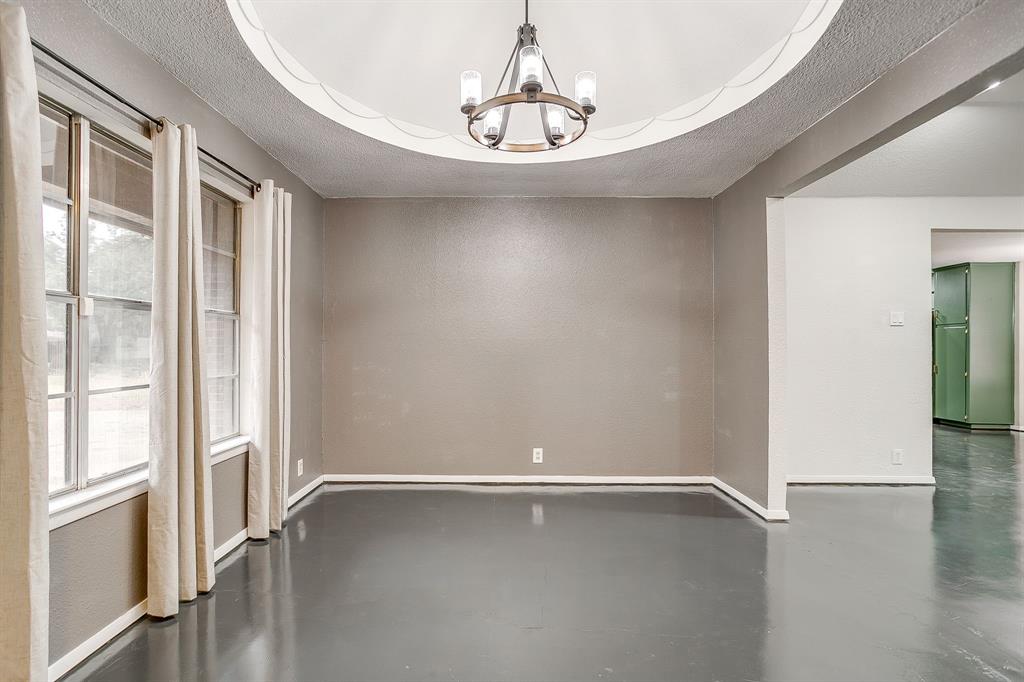 1114 Willowcreek Road