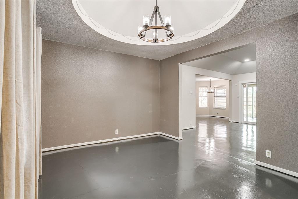 1114 Willowcreek Road