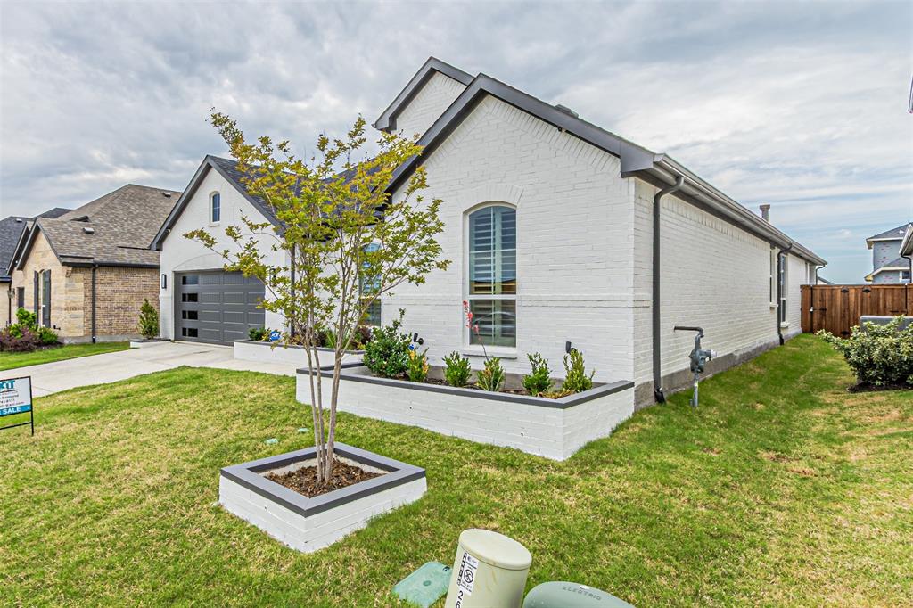 2616 Cedar Ridge Road