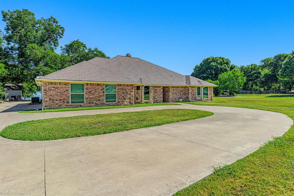 512 Terry Lane
